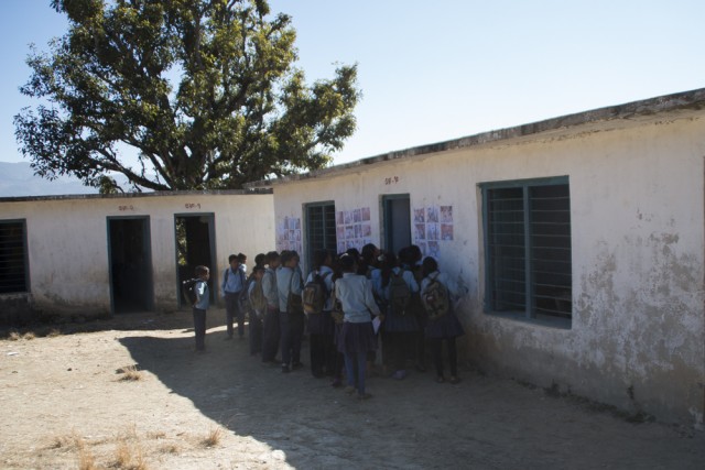 © Clara.Go The Bubble Project a Ganga Secondary School, Tesinge (Mangalsen, Achcham district)